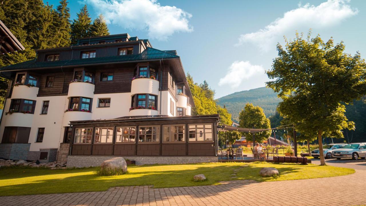 Hotel Soyka Špindlerŭv Mlýn Buitenkant foto