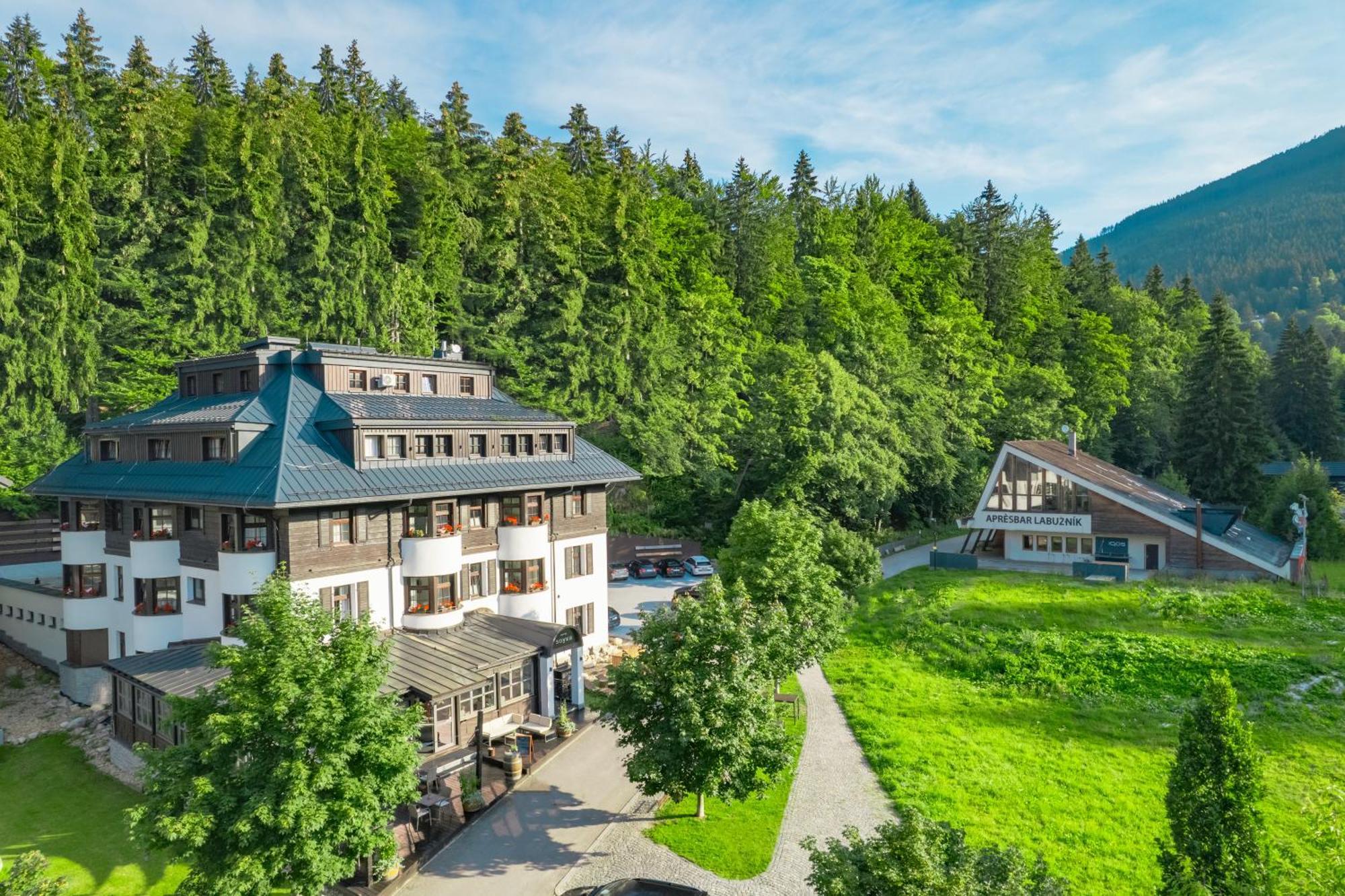 Hotel Soyka Špindlerŭv Mlýn Buitenkant foto